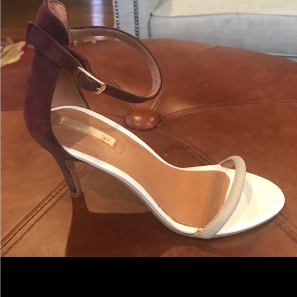 H&M ankle strap open toe sandals in burgundy & light gray - Picture 3 of 5